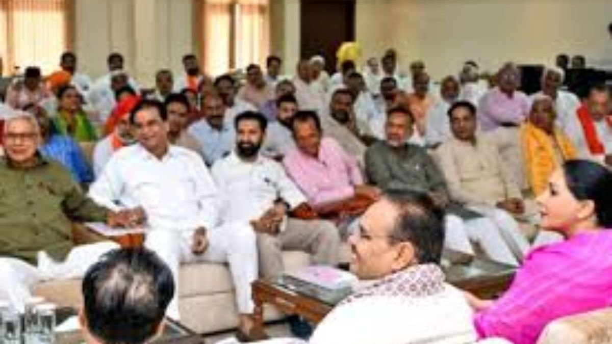 Proposar of 10 % hike in the salary of Rajasthan Assembly announced by C.M.
