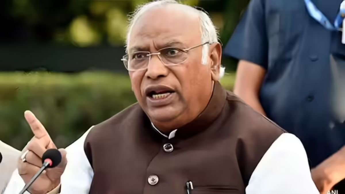 The Bharatiya Janata Party-led National Democratic Alliance (NDA) has announced Maharashtra Governor C.P.Radhakrishnan as its candidate for the post of Vice President.