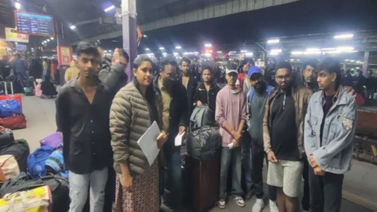 साइबर ठगी के अवैध नेटवर्क में जबरन काम कराने के लिए मजबूर किए गए 27 भारतीय नागरिकों को सुरक्षित बचाकर भारत वापस लाया गया है।